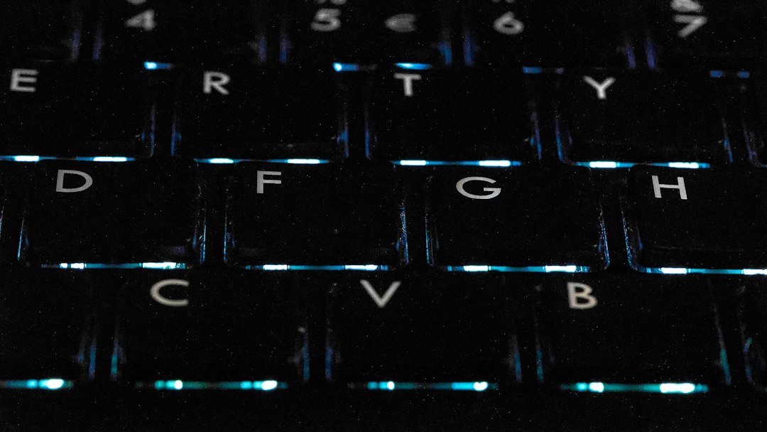Keyboard Dead Key Tester Online – Quick Free Check - keyboard key press closeup